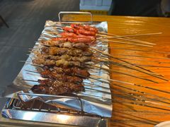 -喝丢一只鞋海鲜烧烤·海肠捞饭(文体街店)