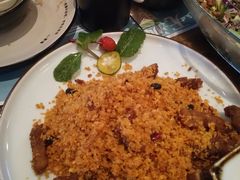 -临界音乐酒馆·小龙虾·江湖菜(华熙LIVE·鱼洞店)