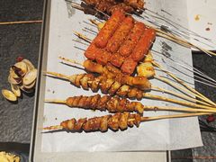 -卞二小串·鹤岗烧烤·坑烤(永定路店)