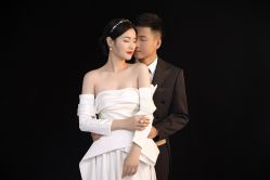 点击看大图 -挪娅婚纱摄影皇家会所