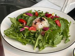 罗马生菜牛油果沙拉-atta bj(国贸商城店)