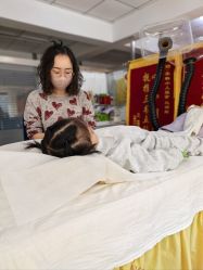 -季群小儿推拿(圣克拉店)