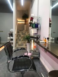 -茶发Salon·烫发染发理发