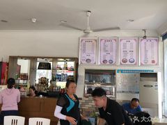 -小雅辣面馆