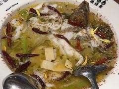-渔语鱼新川菜Bistro(万象天地店)