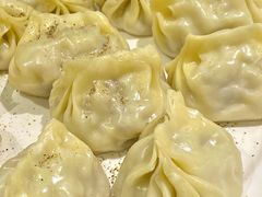 薄皮包子-乡村馕坑肉·烧烤·新疆菜·本地人更爱吃(阿勒泰首店)