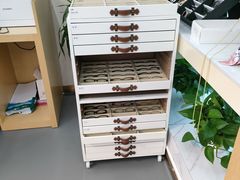 -Eziwish眼镜·蔡司授权店