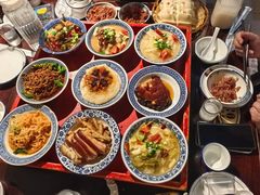 -蓝田九大碗民俗食府(蓝田店)