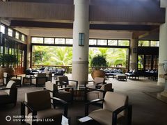 -亚龙湾喜来登·美景台大堂吧