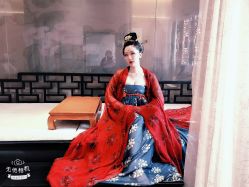 -盘子女人坊生日照·摄影馆(浦东店)