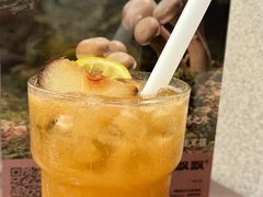 -锅飘飘·东北铁锅炖(雨花客厅店)