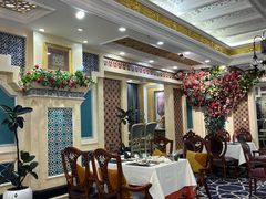-巴格万美食园(达胜花苑店)