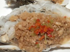 蒜蓉海蛎子-小船渔村•大连菜•大连焖鱼(黄河路店)