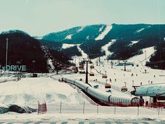 -中旅松花湖滑雪场