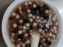 -芳婆糕团店(王府大街店)