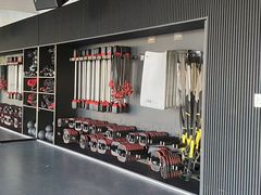 -Z&B Fitness Studio·Gym(前滩L+PLAZA店)