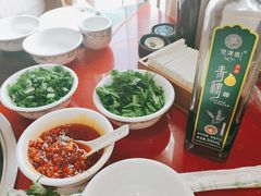 自制辣调料-南渝食府.墨脱石锅松茸鸡