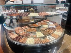 -Laderach 莱德拉(上海环贸iapm店)