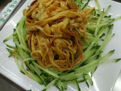-屯老二农家铁锅炖·行业领军者(梅江店)