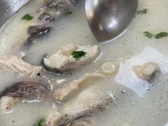 雪野鱼头汤-雪湖煜辰鱼头老店(雪野湖店)