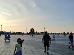 -东港音乐喷泉广场