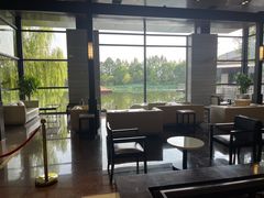 -上海怡沁园度假酒店