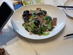 -梅利汴京烤鸭•开封豫菜地标店(东大街店)