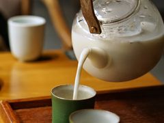 龙井鲜奶茶-竹里馆 ·茶食(奥体店)