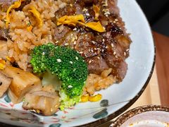 招牌全熟牛肋条饭-POKEE VIA&Brunch·维娅(重庆来福士店)