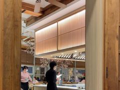 -蜜桃餐厅·伴山(湖滨商业街店)
