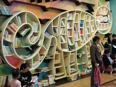 -钟书阁(松江泰晤士小镇店)