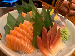 三文鱼刺身-坂吉屋·居酒屋深夜食堂(龙湖店)