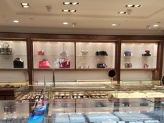 -品真阁华夏典当行(四通桥店)