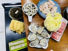 -老何家后安粉·糟粕醋海鲜火锅(三亚湾椰梦长廊店)