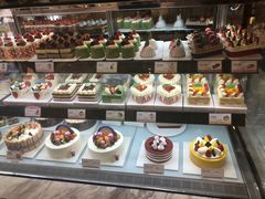 -罗森尼娜(德思勤店)