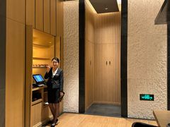 -丽思卡尔顿·炙焰·铁板烧餐厅
