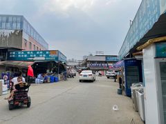 -亮佳鸿华二手市场