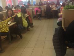 -肯德基(叠彩店)