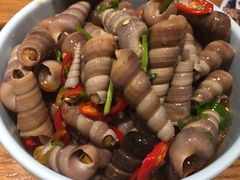 钉螺-喝丢一只鞋海鲜烧烤·海肠捞饭(市场店)