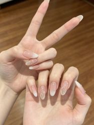 -桃色美甲沙龙