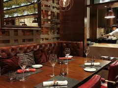 -恰餐厅及酒吧 CHAR Bar & Grill (北京丽都皇冠假日店)