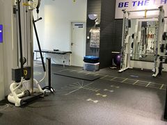 -汗水空间私教健身连锁(SM广场店)