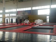 -莱茵体育生活馆