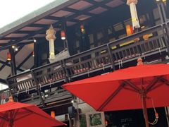-Dash Teak House