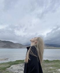 -苑苑发型设计