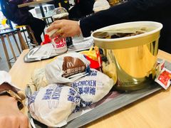 -麦当劳(民盈·国贸城店)