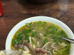 -春雨羊汤店(广开四马路总店)