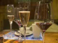 红酒-胡桃里音乐酒馆(环亚凯瑟琳广场店)