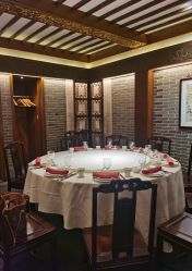 -梅龙镇酒家·宴会厅(南京西路总店)