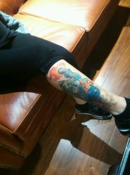 -鳌首刺青纹身 穿孔饰品店